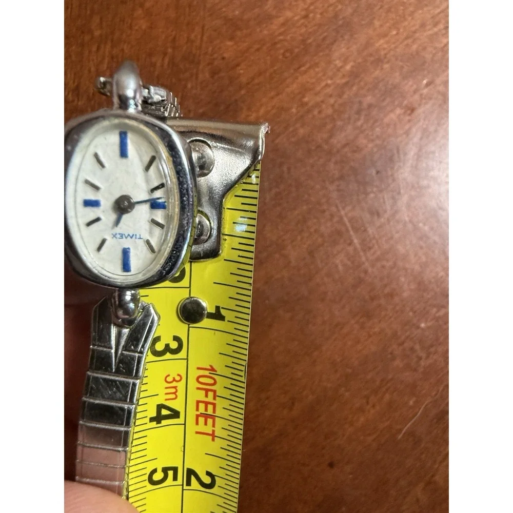 Vtg Timex Ladies Watch USA Stretch Band‎ Mod 60s Manual Wind